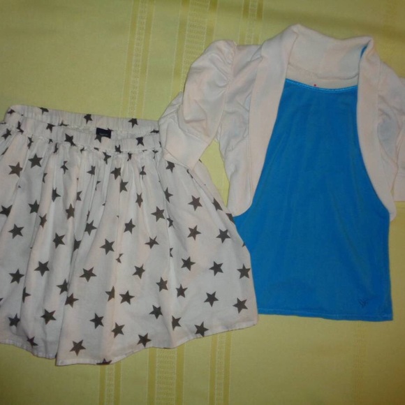 Lot of Girl’s Clothes - Picture 2 of 6